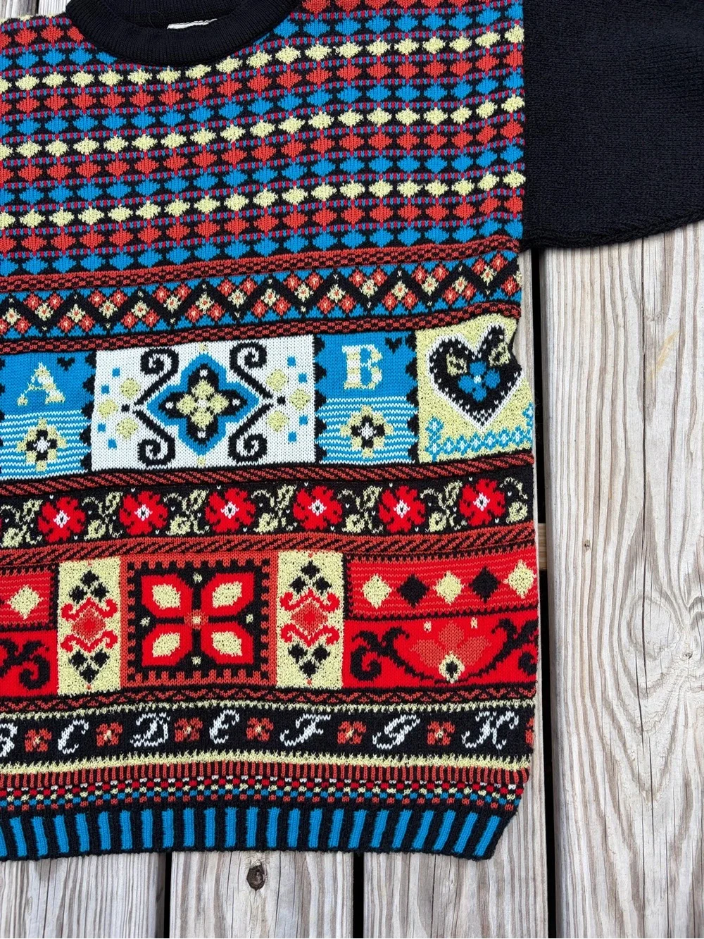 Choice Vintage Multicolor Geometric Knit Sweater Made in England  Size M Acrylic
